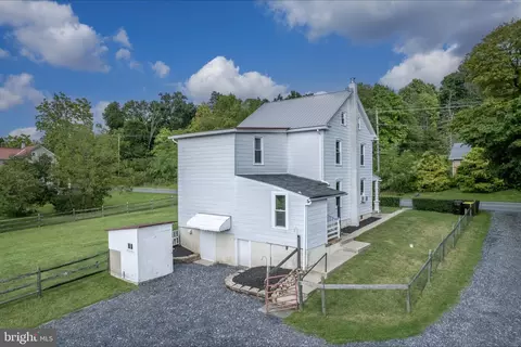 12 Hunter Forge Rd, Barto, PA 19504 photo 2