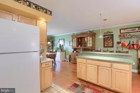 717 Loblolly Ln, Reading, PA 19607 photo 11
