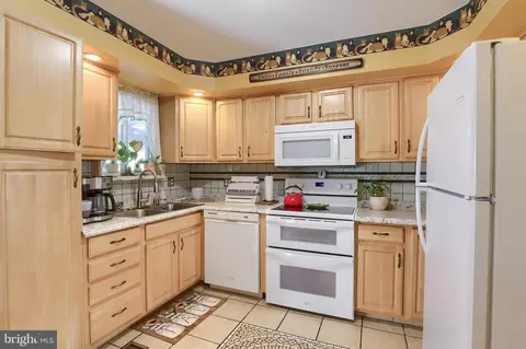 717 Loblolly Ln, Reading, PA 19607 photo 10
