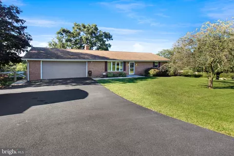 346 Tower Rd, Mohrsville, PA 19541