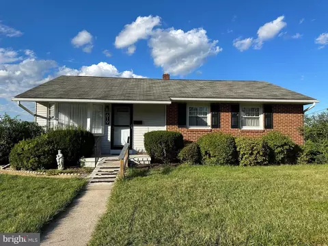 619 W 3rd St, Birdsboro, PA 19508