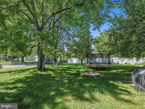 35 Mull Ave, Reading, PA 19608 photo 30