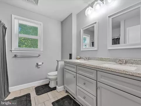 35 Mull Ave, Reading, PA 19608 photo 21