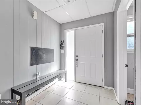 35 Mull Ave, Reading, PA 19608 photo 5
