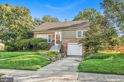 502 Grill Ave, Shillington, PA 19607