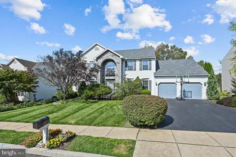 3326 Pequot Dr, Reading, PA 19608