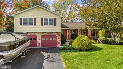 173 Sage Dr, Reading, PA 19608