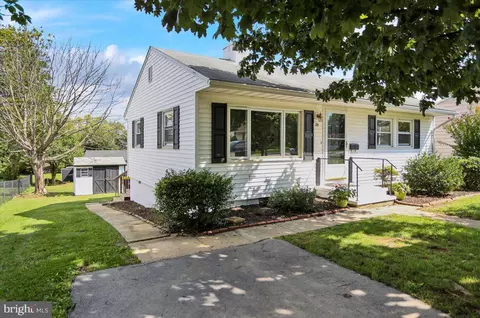 29 Hain Ave, Wernersville, PA 19565
