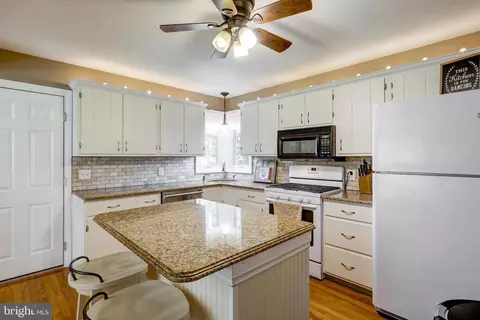 488 Snyder Rd, Reading, PA 19605 photo 10
