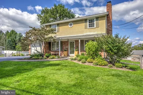 488 Snyder Rd, Reading, PA 19605
