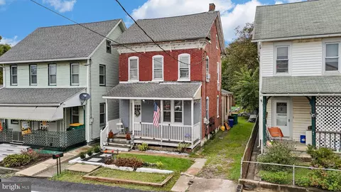 11 Montello Rd, Reading, PA 19608