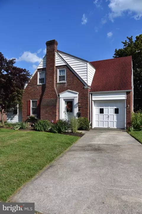 113 W 34th St, Reading, PA 19606
