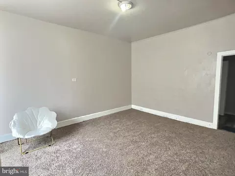 717 N 9th St, Reading, PA 19604 photo 11