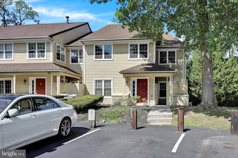 18 Tanglewood Dr, Reading, PA 19607