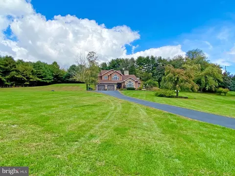 25 Lenape Rd, Barto, PA 19504 photo 3