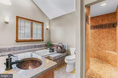 25 Lenape Rd, Barto, PA 19504 photo 22