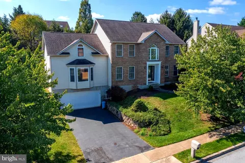 66 Sycamore Dr, Reading, PA 19606