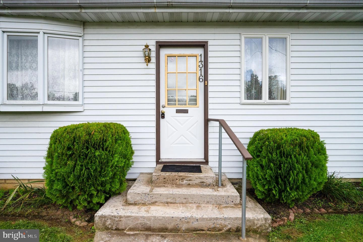 1316 Liggett Ave, Reading, PA 19607 photo 3