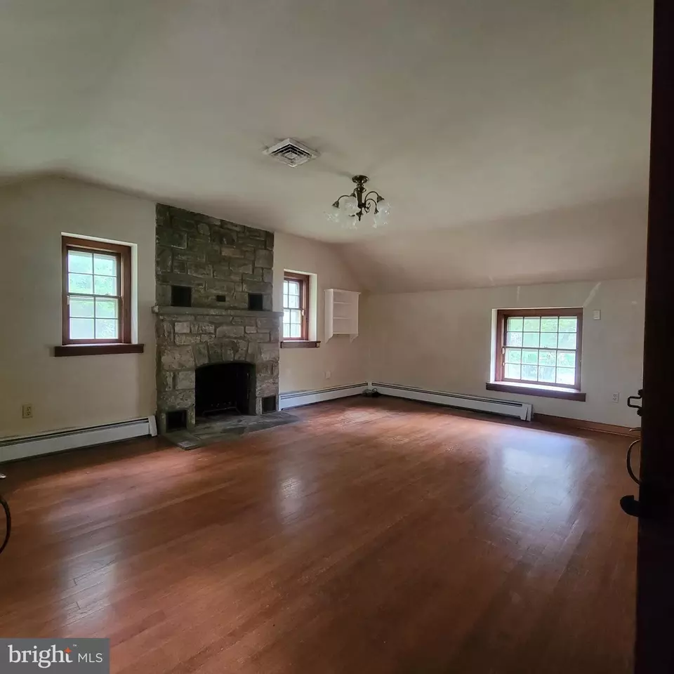  235 Treichler Rd, Alburtis, PA 18011 photo 25