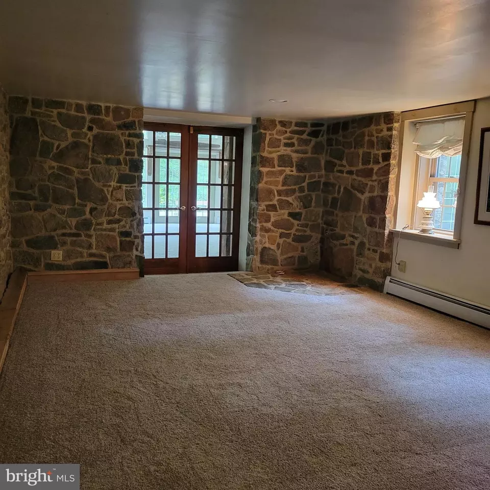  235 Treichler Rd, Alburtis, PA 18011 photo 20