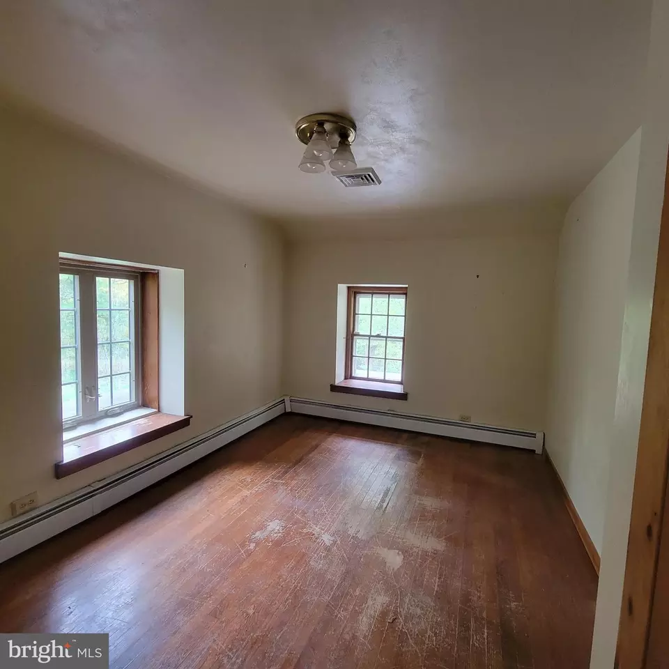  235 Treichler Rd, Alburtis, PA 18011 photo 31