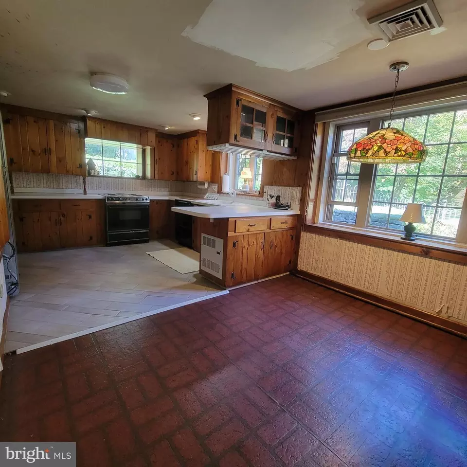  235 Treichler Rd, Alburtis, PA 18011 photo 22