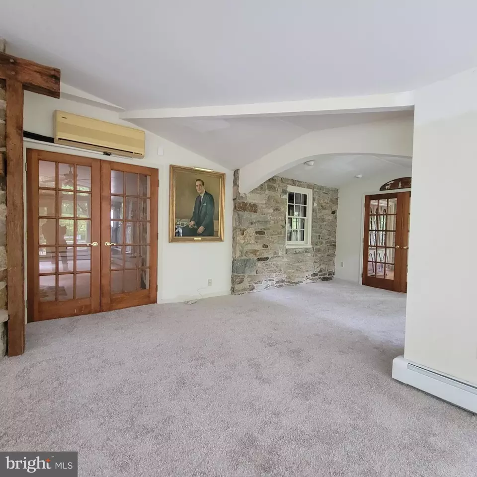  235 Treichler Rd, Alburtis, PA 18011 photo 8