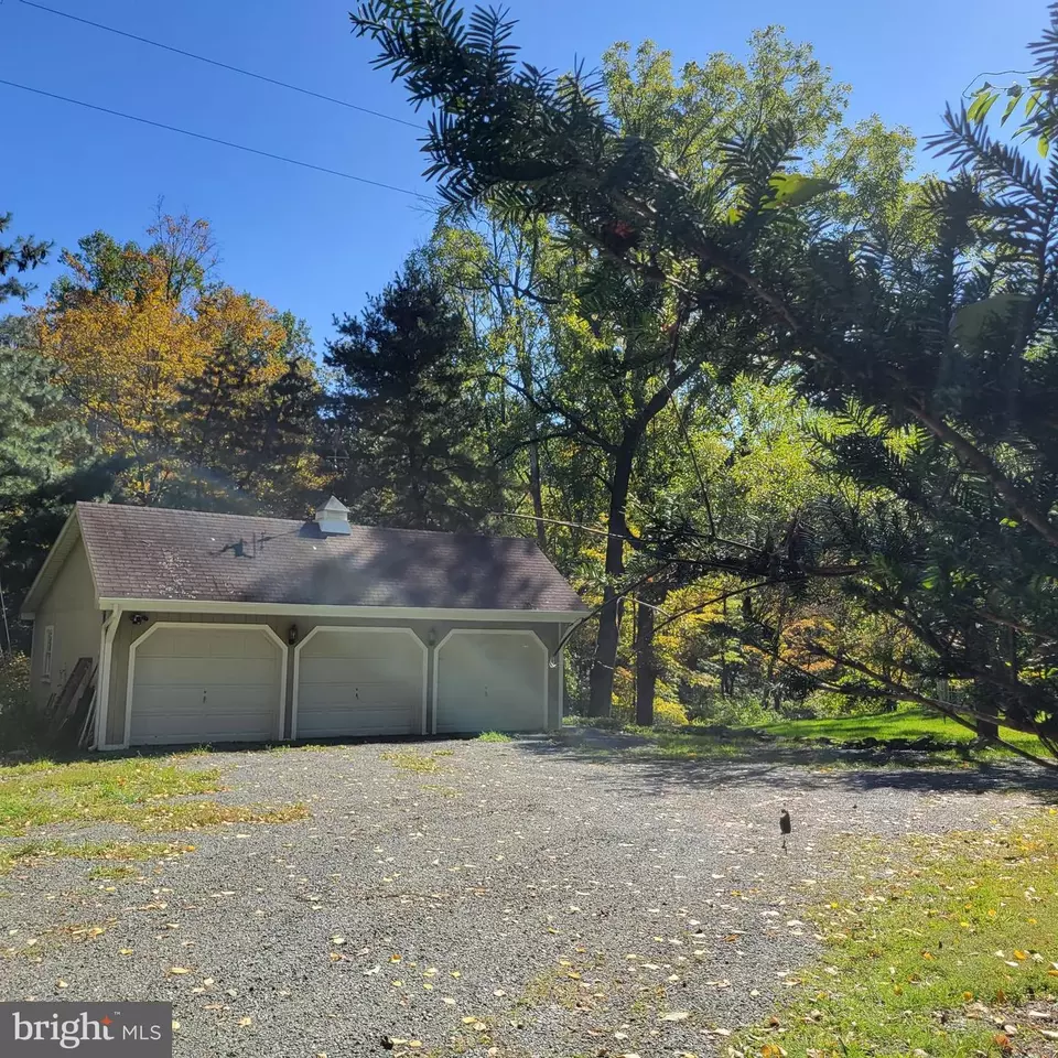 235 Treichler Rd, Alburtis, PA 18011 photo 45
