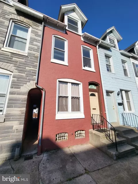 1340 Mulberry St, Reading, PA 19604