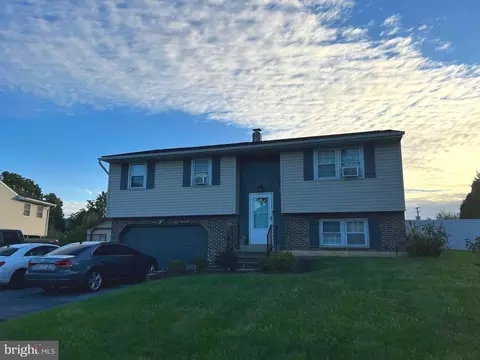 640 W Spring St, Fleetwood, PA 19522