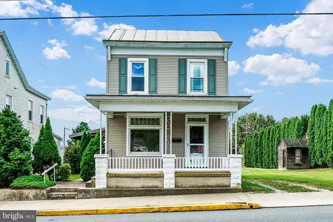 626 Main St, Shoemakersville, PA 19555
