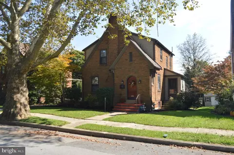 406 Gregg St, Shillington, PA 19607