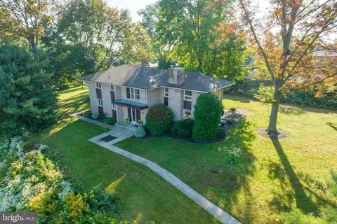 16 Orchard Ln, Boyertown, PA 19512