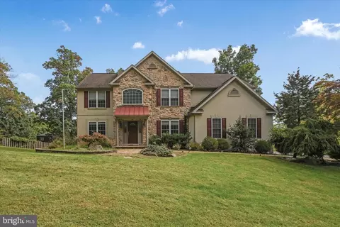 1712 Hill Rd, Reading, PA 19602