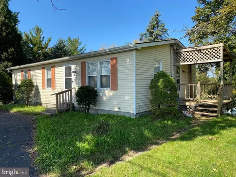 17 Commons Rd, Kutztown, PA 19530