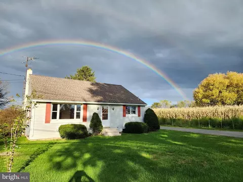 2417 Moselem Springs Rd, Fleetwood, PA 19522