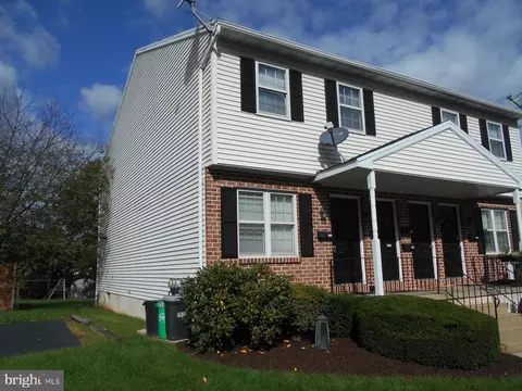 250 S Sterley St, Reading, PA 19607 photo 5