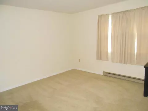 250 S Sterley St, Reading, PA 19607 photo 15