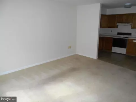250 S Sterley St, Reading, PA 19607 photo 9