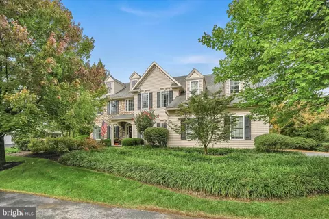 1403 Fieldstone Rd, Sinking Spring, PA 19608