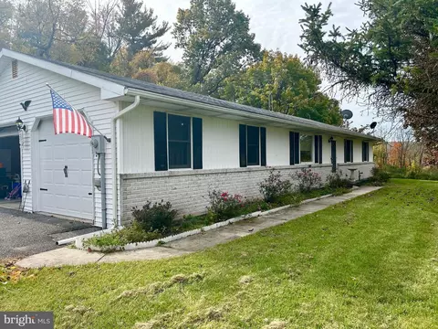 166 Koller Rd, Shoemakersville, PA 19555