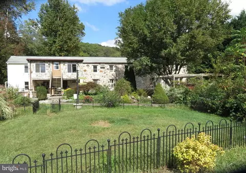 165 Vale Dr, Boyertown, PA 19512
