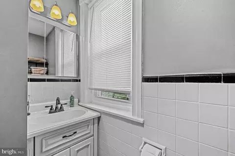819 N 4th St, Reading, PA 19601 photo 19