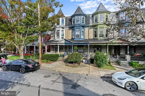 819 N 4th St, Reading, PA 19601 photo 2