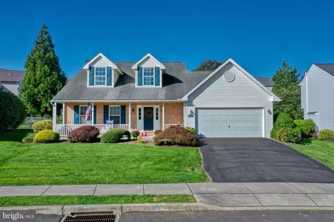 2406 John Henry Dr, Sinking Spring, PA 19608