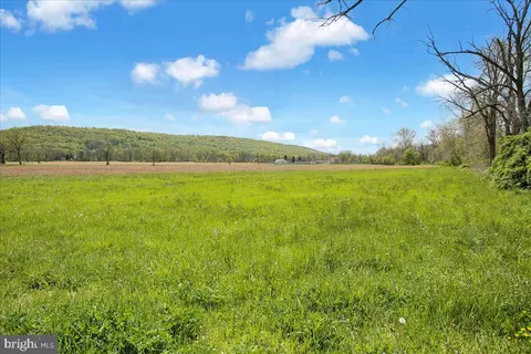 0 Toll House Rd, Oley, PA 19547