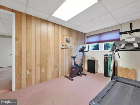 411 Governor Dr, Reading, PA 19607 photo 18