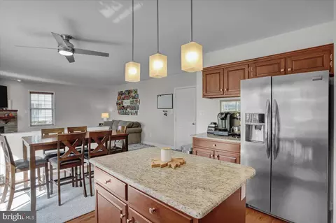 30 Tennessee Ave, Reading, PA 19608 photo 9