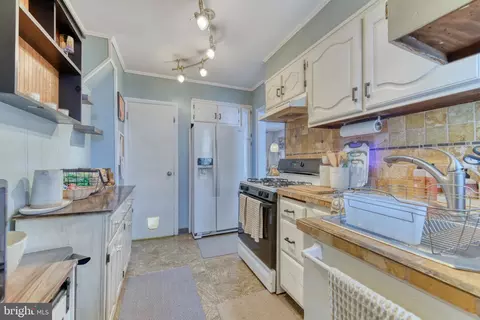 378 Sunset Rd, Reading, PA 19611 photo 11