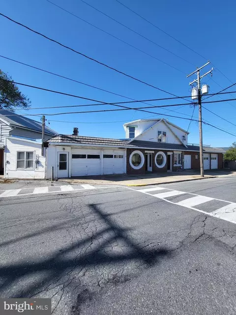224 Port Clinton Ave, Hamburg, PA 19526